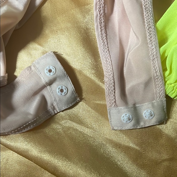 Neon Yellow Ruffled Blouse - Picture 4 of 4